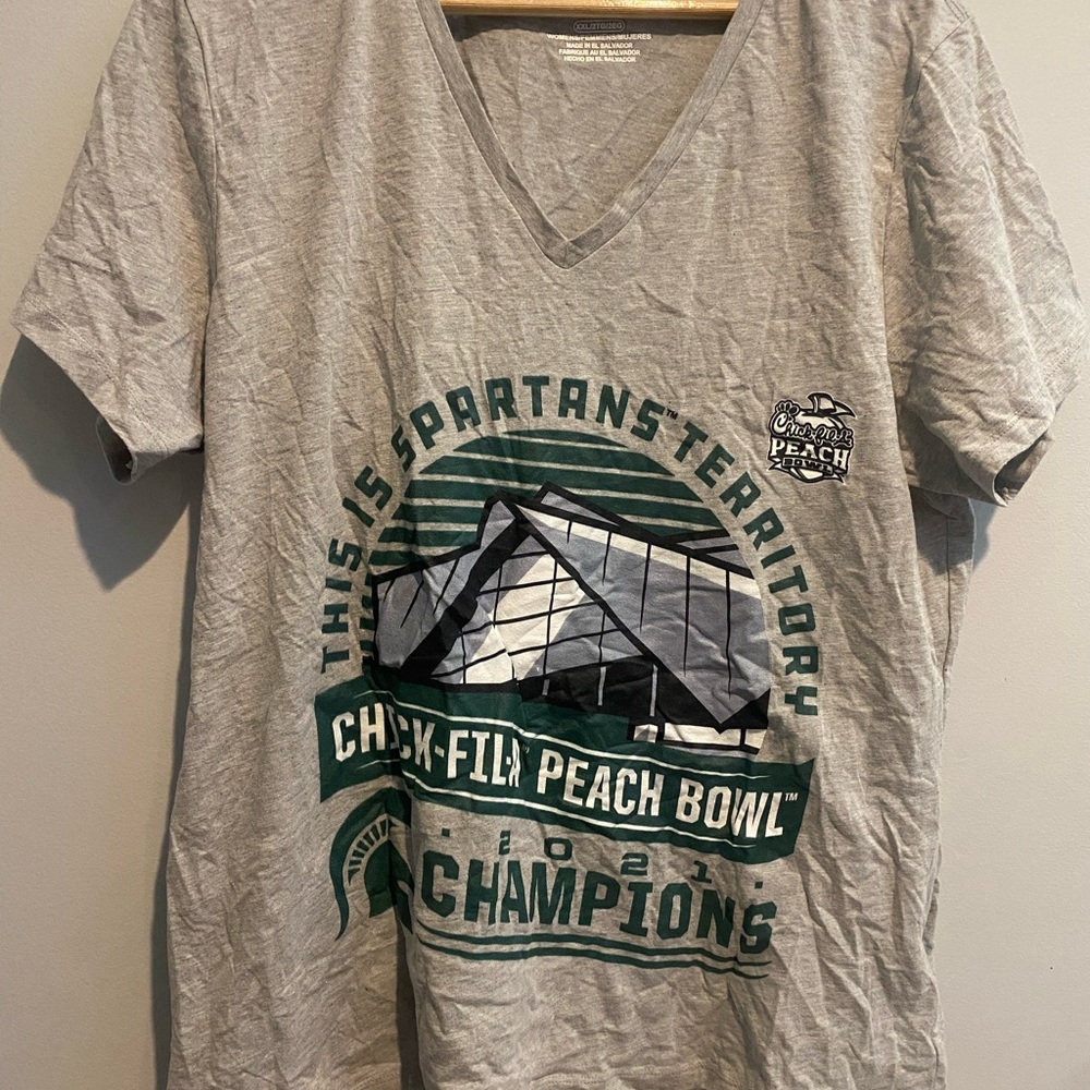 Fanatics Gray Short Sleeve V-Neck Spartans Peach Bowl Tee